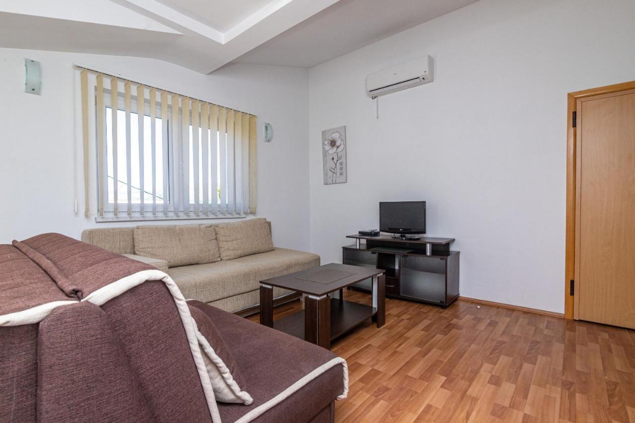 Apartments Janja Trogir Eksteriør bilde