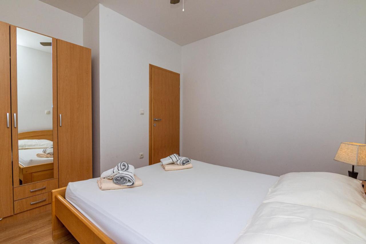 Apartments Janja Trogir Eksteriør bilde