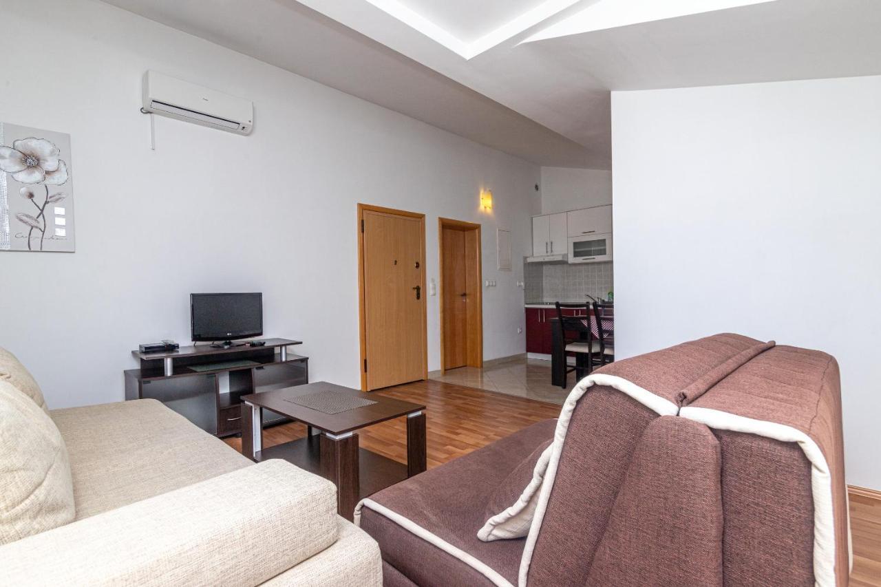 Apartments Janja Trogir Eksteriør bilde