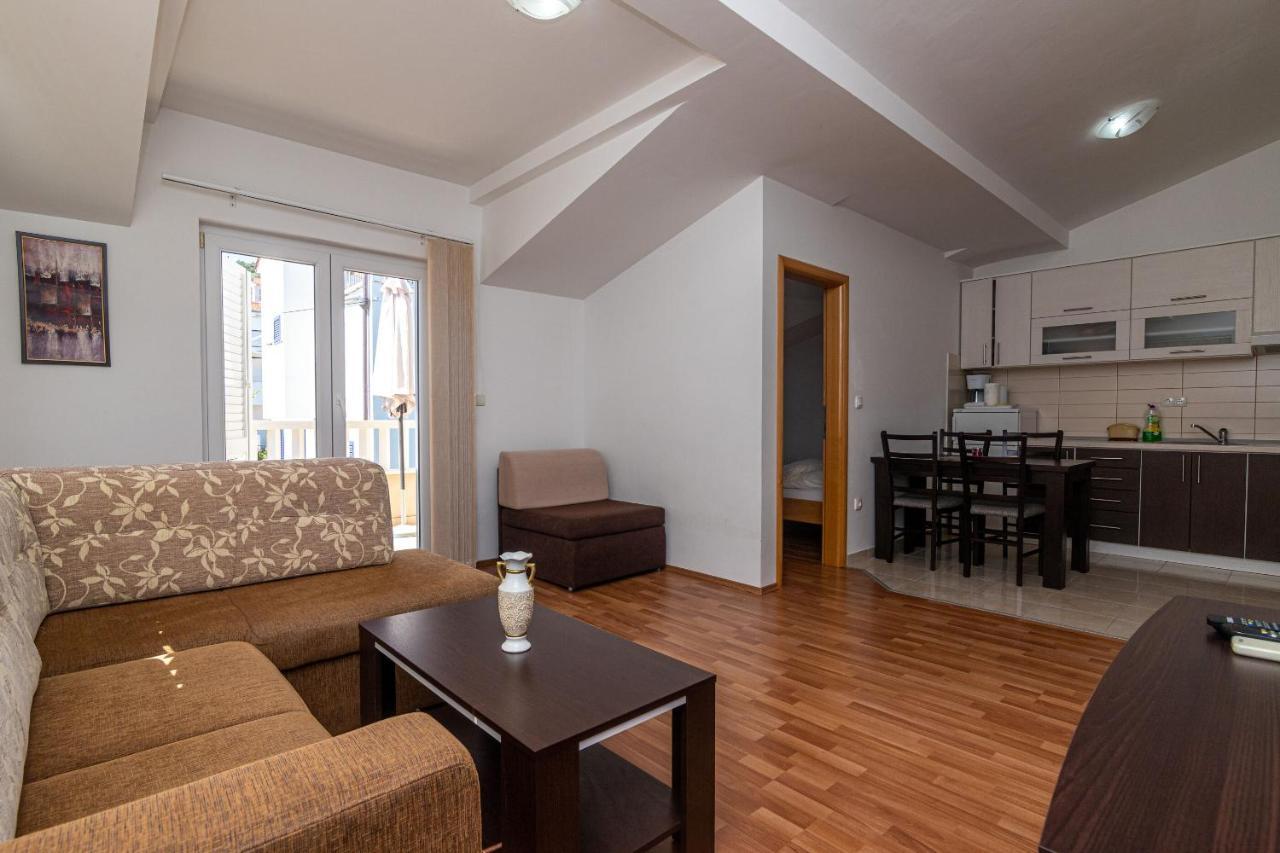 Apartments Janja Trogir Eksteriør bilde