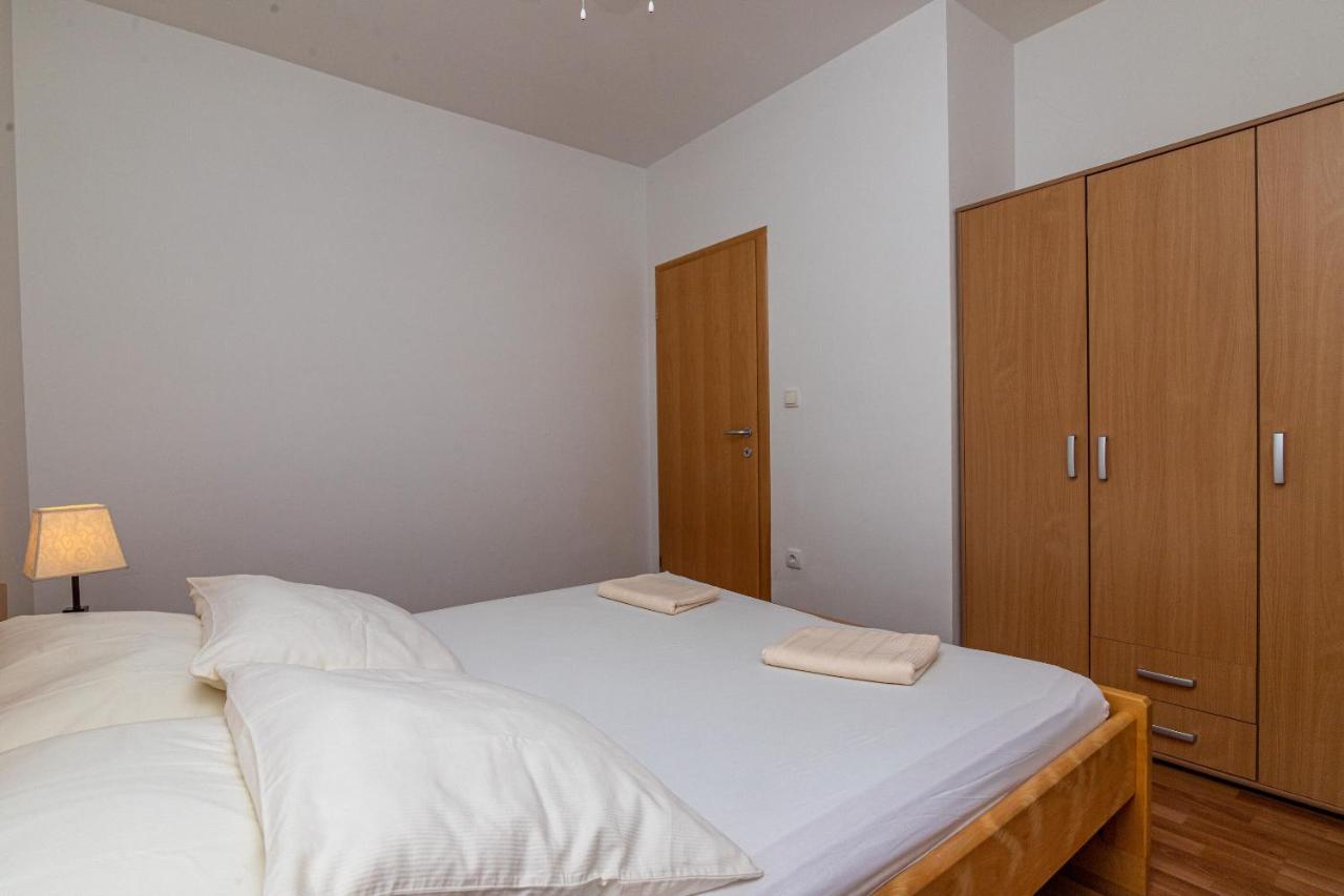 Apartments Janja Trogir Eksteriør bilde