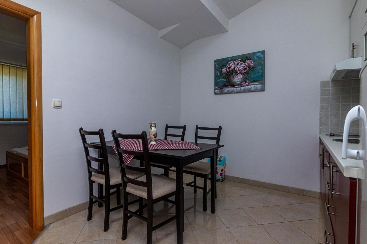Apartments Janja Trogir Eksteriør bilde