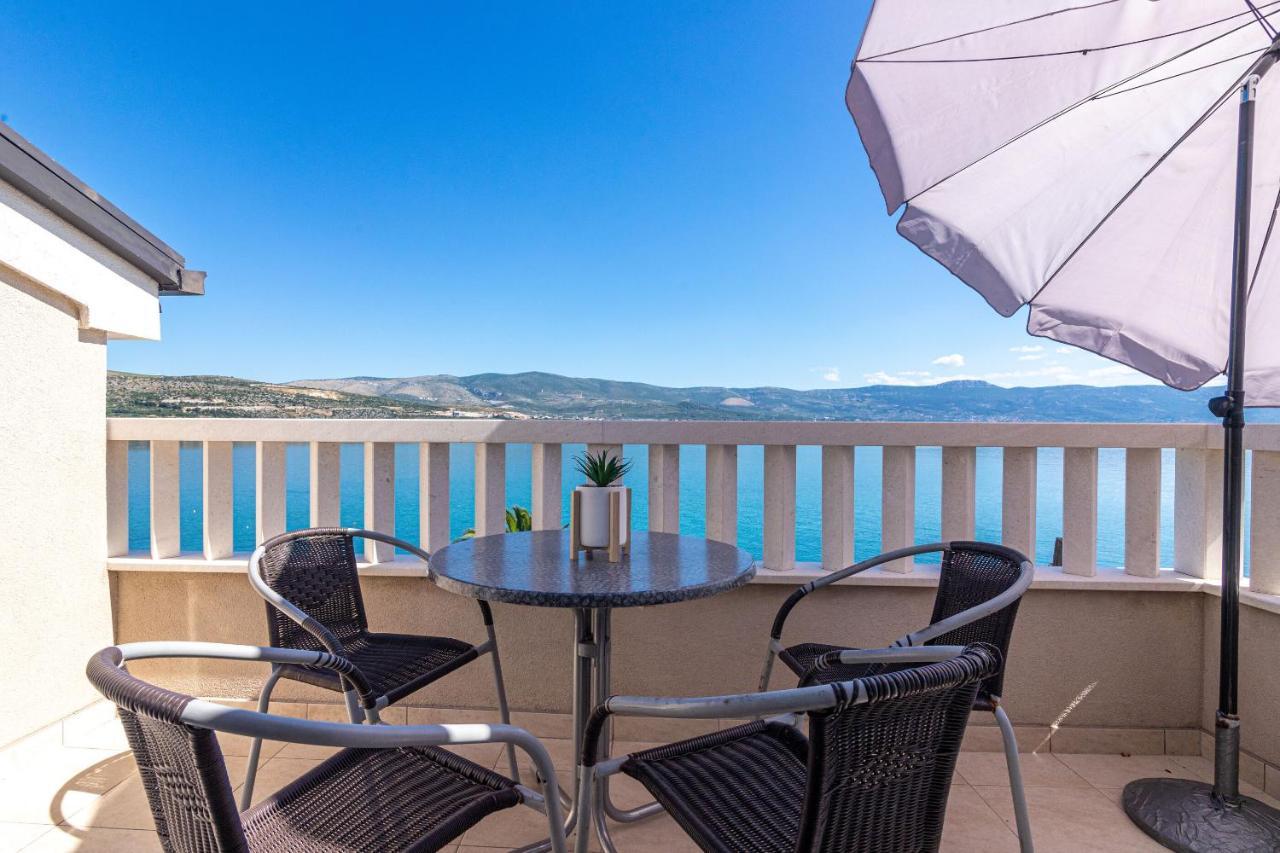 Apartments Janja Trogir Eksteriør bilde